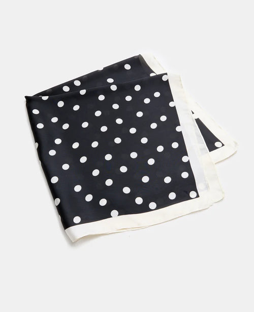 Foulard en satin motif pois